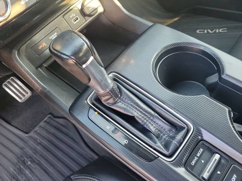 Used 2022 Honda Civic Sport image 28