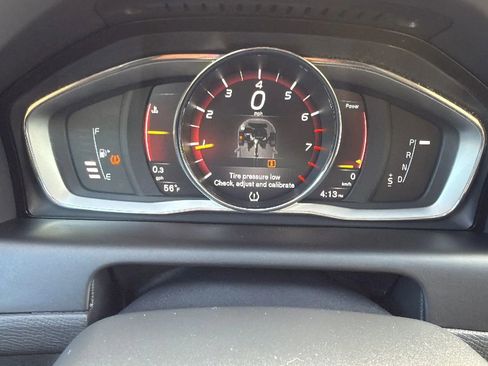 Used 2017 Volvo XC60 T6 Inscription w/ Preferred Option Package AWD/4WD image 16