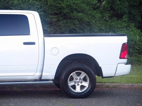 Used 2017 RAM 1500 Express AWD/4WD image 28