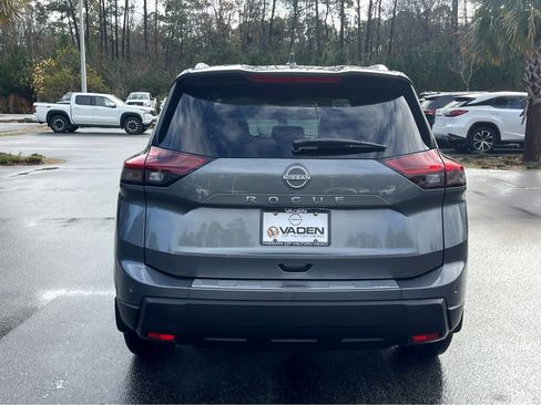 New 2025 Nissan Rogue SV image 7