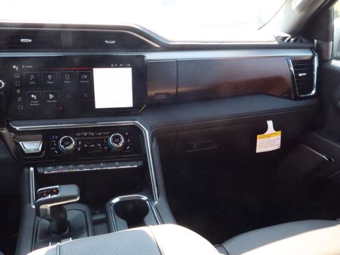 New 2026 GMC Sierra 1500 Denali w/ Technology Package image 11