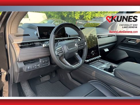 New 2025 GMC Sierra EV Denali image 24