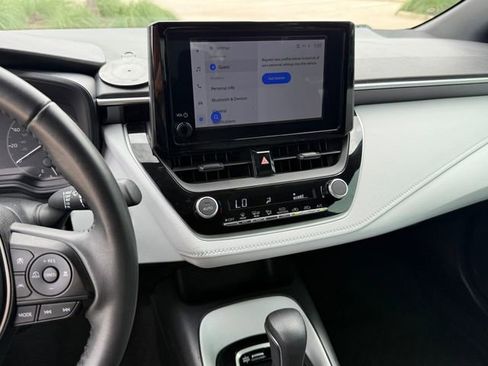 Used 2025 Toyota Corolla SE FWD image 18