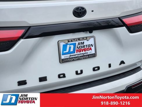 Used 2024 Toyota Sequoia Platinum image 12