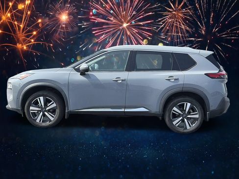 Certified 2023 Nissan Rogue SL w/ SL Premium Package FWD image 2