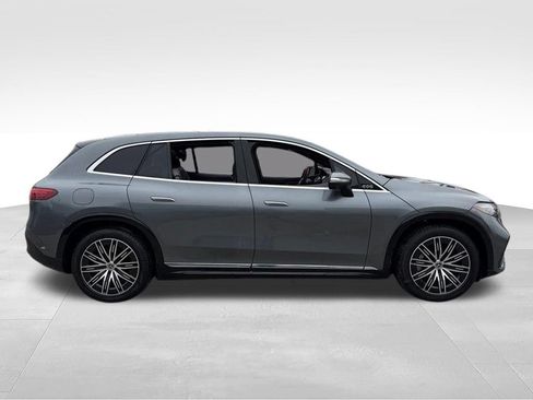 Used 2023 Mercedes-Benz EQS 580 4MATIC SUV image 10