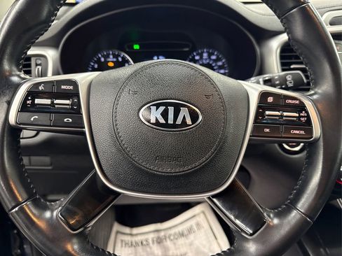 Used 2020 Kia Sorento S image 22