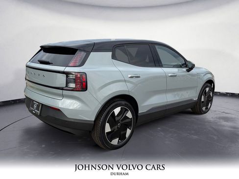 New 2025 Volvo EX30 Plus w/ Protection Package Premier image 3