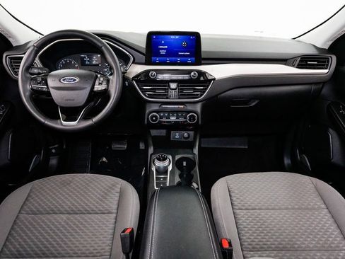 Used 2022 Ford Escape SE w/ SE Sport Appearance Package image 11