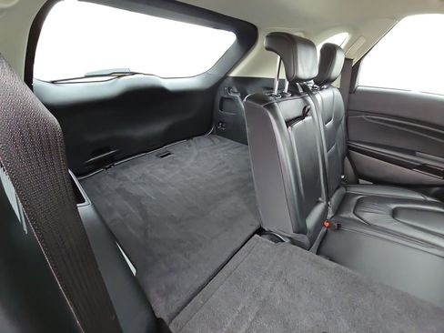 Used 2022 Ford Edge Titanium image 19