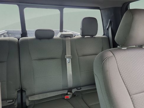 Used 2015 Ford F150 XLT w/ Equipment Group 302A Luxury AWD/4WD image 10