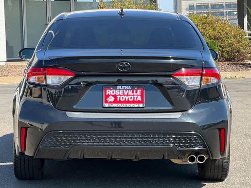 Used 2022 Toyota Corolla SE FWD image 8