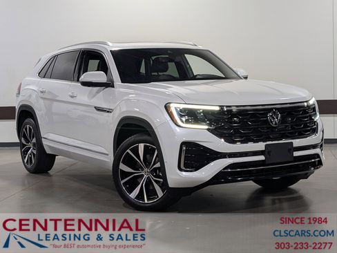 Used 2024 Volkswagen Atlas Cross Sport SEL Premium R-Line AWD/4WD image 1