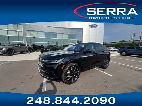 Used 2025 Lincoln Nautilus Reserve AWD/4WD image 1