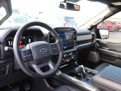 Used 2022 Ford F150 Lariat w/ Equipment Group 502A High image 10