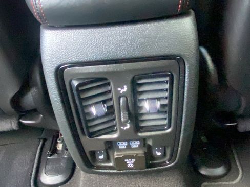 Certified 2024 Dodge Durango R/T image 22