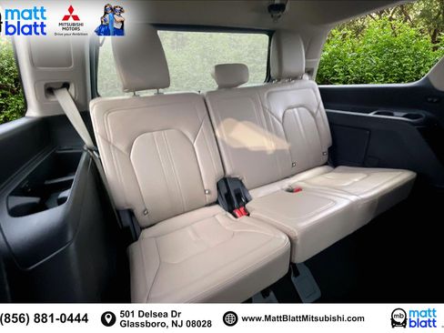 Used 2024 Ford Expedition Limited image 30