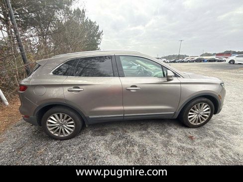 Used 2019 Lincoln MKC Premiere image 9