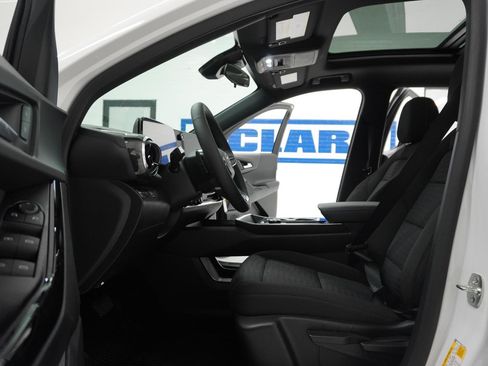 New 2026 Chevrolet Equinox LT image 14