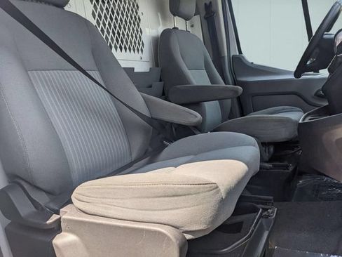 Used 2015 Ford Transit 250 130 Low Roof w/ Exterior Upgrade Package RWD image 25
