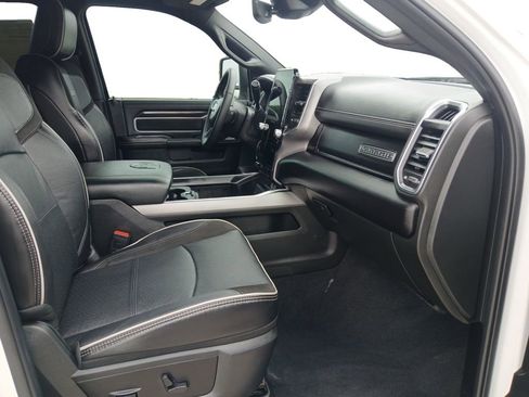 Used 2025 RAM 2500 Laramie AWD/4WD image 23