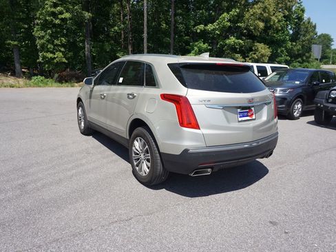 Used 2017 Cadillac XT5 Luxury w/ Driver Awareness Package FWD image 19