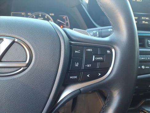 Used 2022 Lexus ES 350 w/ Premium Package image 23