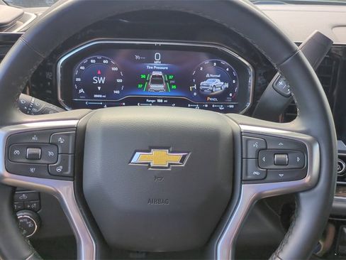 Used 2025 Chevrolet Silverado 1500 LT image 20