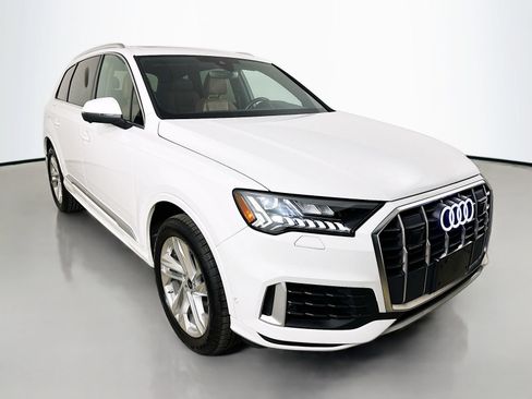 Used 2023 Audi Q7 3.0T Premium Plus w/ Premium Plus Package AWD/4WD image 3