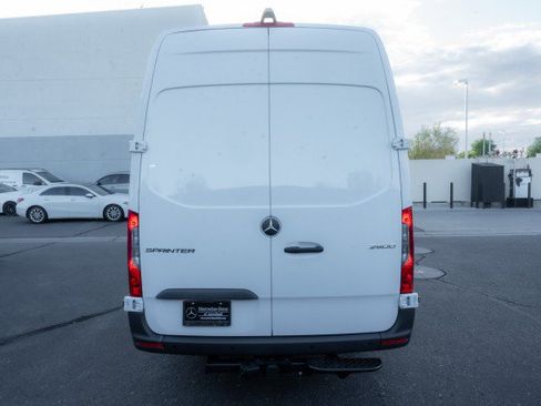 Used 2026 Mercedes-Benz Sprinter 2500 image 7