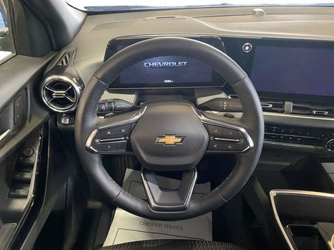 Certified 2025 Chevrolet Equinox LT w/ Safety and Technology Package image 16