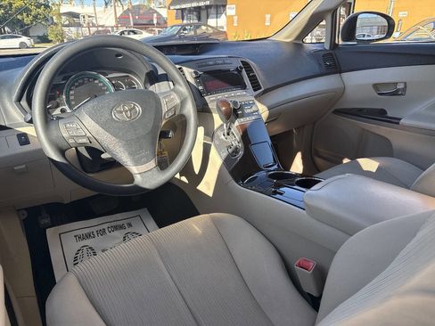 Used 2011 Toyota Venza image 19