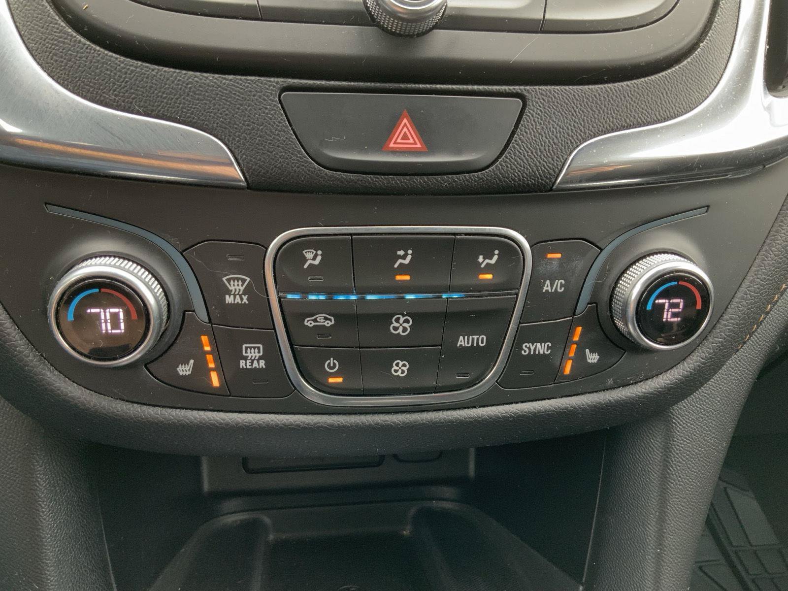 Used 2019 Chevrolet Equinox Premier AWD/4WD image 40