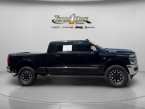 Used 2026 RAM 2500 Limited AWD/4WD image 9