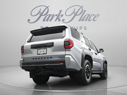 Used 2025 Toyota 4Runner TRD Off-Road Premium w/ Tow Technology Package AWD/4WD image 17