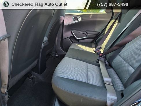 Used 2024 Kia Soul LX w/ Option Group 015 FWD image 18