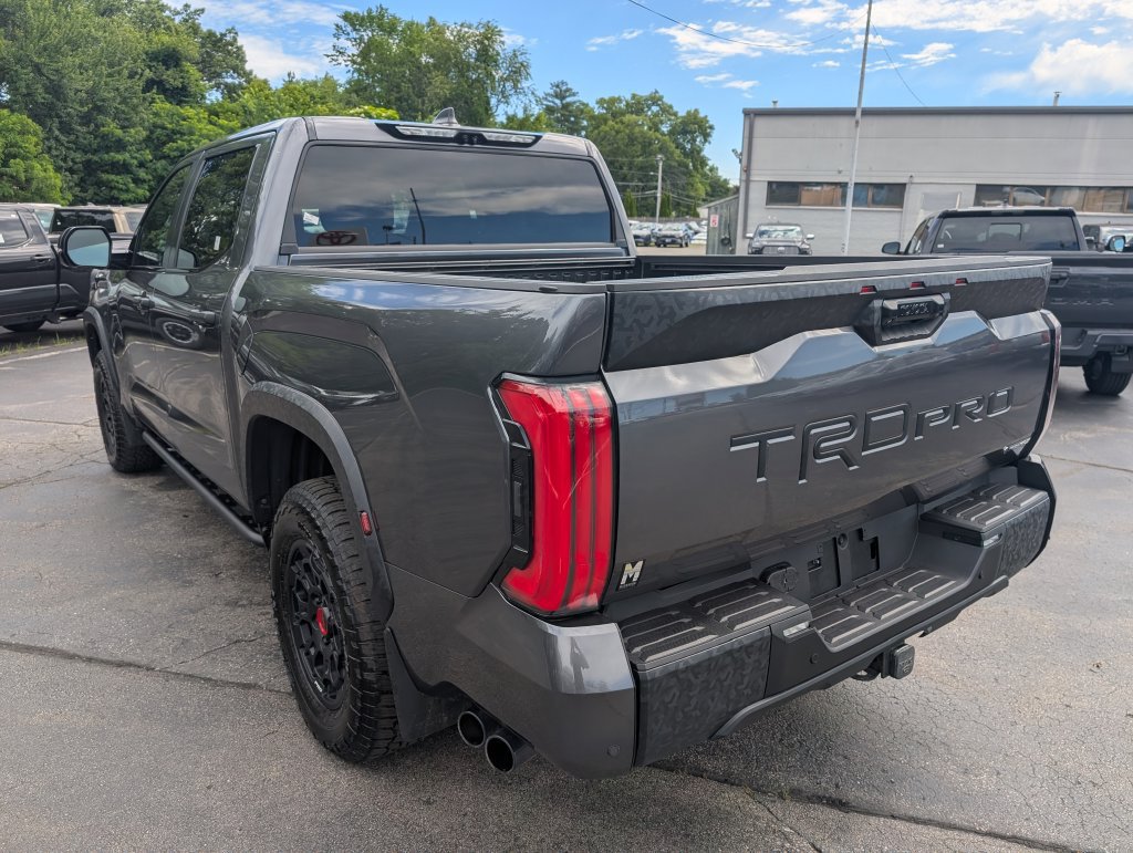 Used 2026 Toyota Tundra Limited AWD/4WD image 5