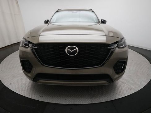 Certified 2025 MAZDA CX-70 3.3 Turbo S w/ Premium Package AWD/4WD image 9