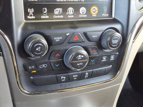 Used 2014 Jeep Grand Cherokee Limited RWD image 15