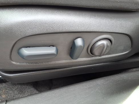 Used 2023 Chevrolet TrailBlazer LT image 11