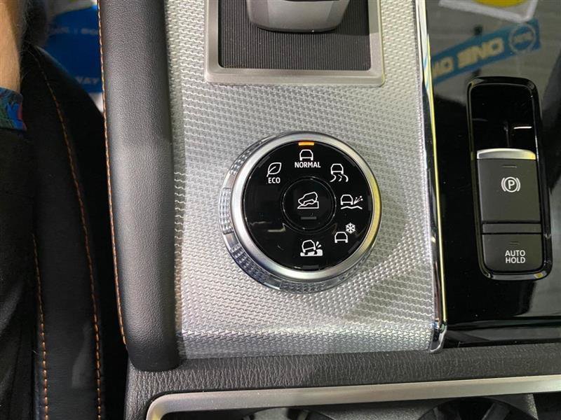 Used 2022 Mitsubishi Outlander SEL AWD/4WD image 17