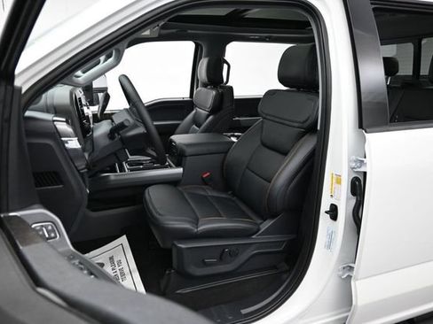 New 2026 Ford F250 Lariat w/ Black Appearance Package AWD/4WD image 12