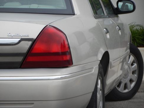 Used 2008 Mercury Grand Marquis LS RWD image 18