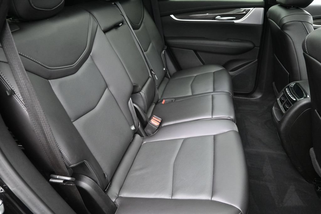 Used 2026 Cadillac XT5 Sportv w/ LPO, Floor Liner Package AWD/4WD image 32