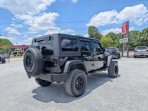 Used 2015 Jeep Wrangler Unlimited Sport w/ Quick Order Package 24S AWD/4WD image 4