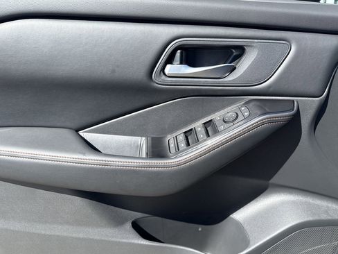 New 2026 Nissan Rogue Rock Creek image 19