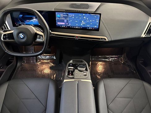 Certified 2024 BMW iX xDrive50 w/ Sport Package AWD/4WD image 14