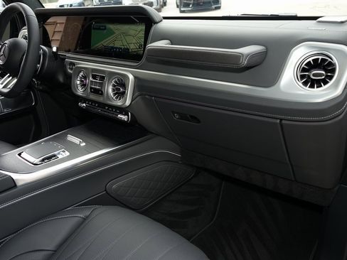 Used 2026 Mercedes-Benz G 63 AMG 4MATIC image 11