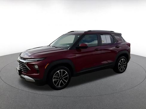 Used 2025 Chevrolet TrailBlazer LT image 7