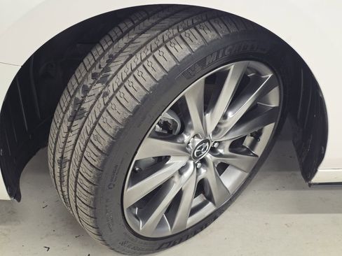 Used 2021 MAZDA MAZDA3 s image 39